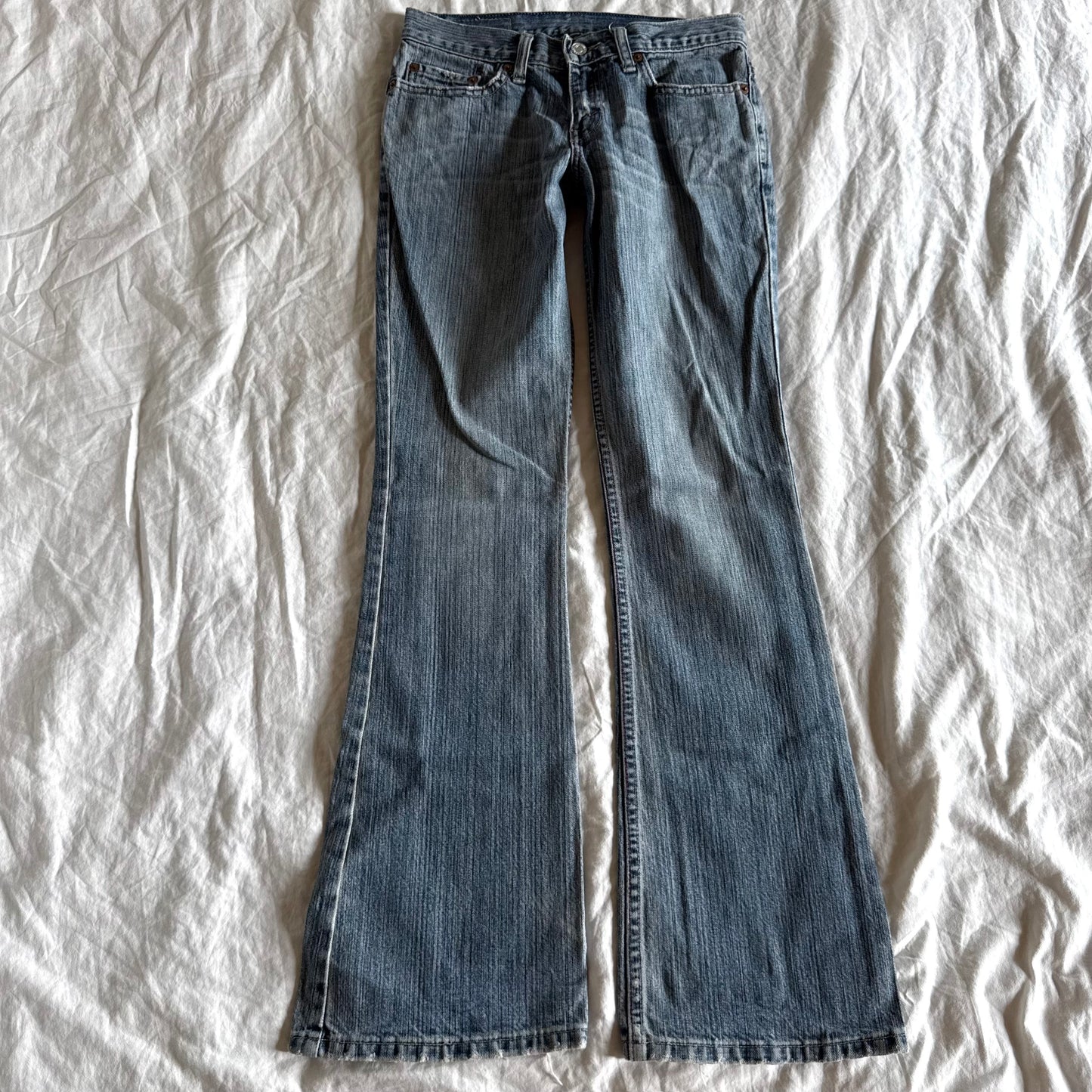 Levi‘s 518 Low-Rise Light Wash Bootcut Jeans - Size XXS