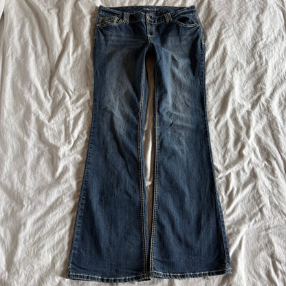 Maurices Low-Rise Medium Wash Bootcut Jeans - Size L