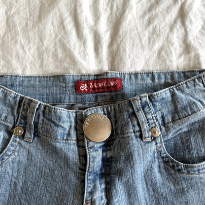 Zhiliwei Low-Rise Light Wash Flared Jeans - Size XS/S
