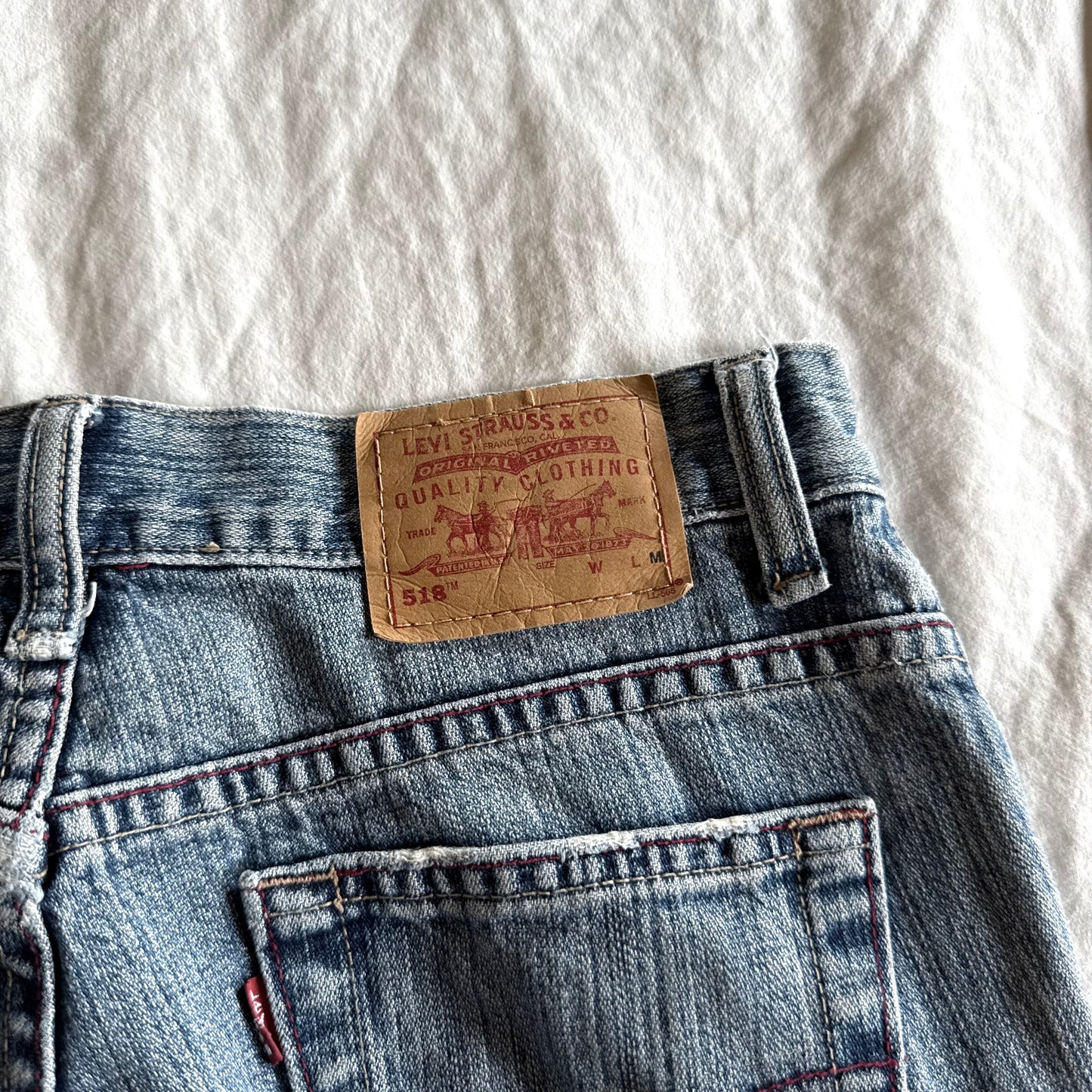 Levi‘s 518 Low-Rise Light Wash Bootcut Jeans - Size XXS