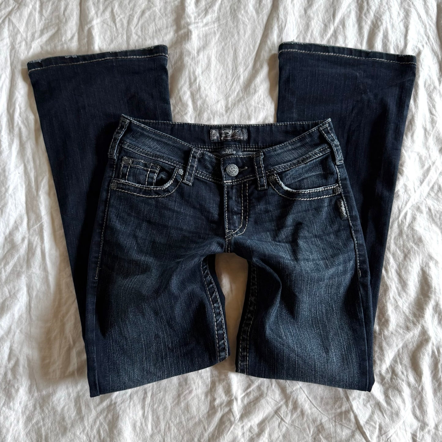 Silver Low-Rise Dark Wash Bootcut Jeans - Size XS