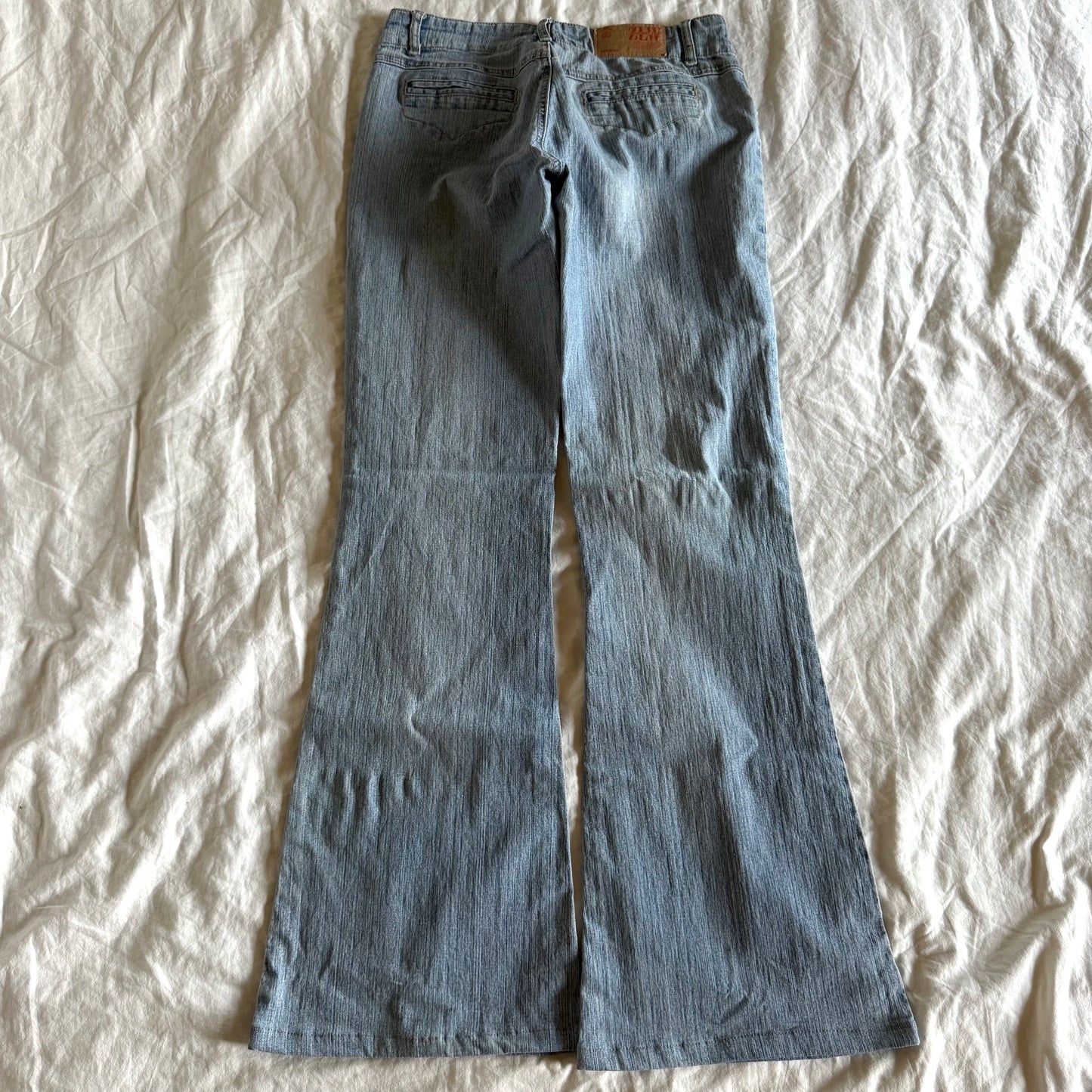Zhiliwei Low-Rise Light Wash Flared Jeans - Size XS/S