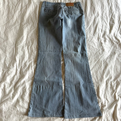 Zhiliwei Low-Rise Light Wash Flared Jeans - Size XS/S