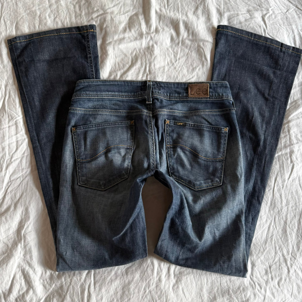 Lee Low-Rise Dark Wash Straight Fit Jeans - Size M