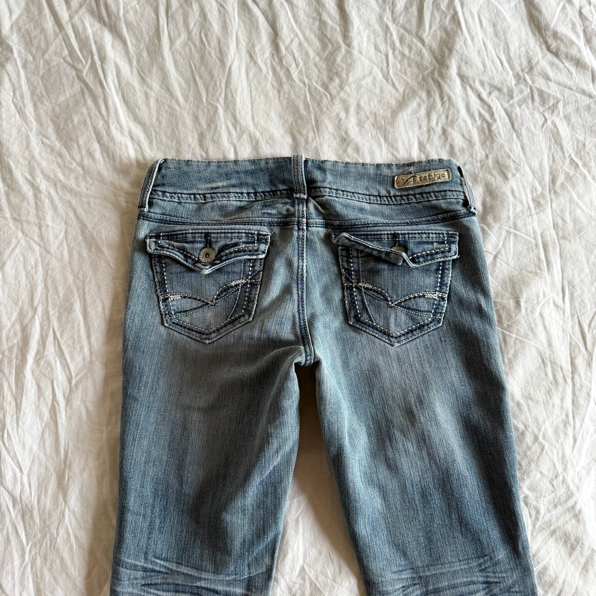 Refuge Low-Rise Light Wash Bootcut Jeans - Size XS