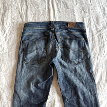 Lee Low-Rise Dark Wash Straight Fit Jeans - Size M