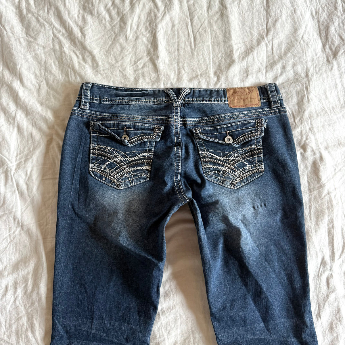 Amethyst Low-Rise Dark Wash Bootcut Jeans - Size L