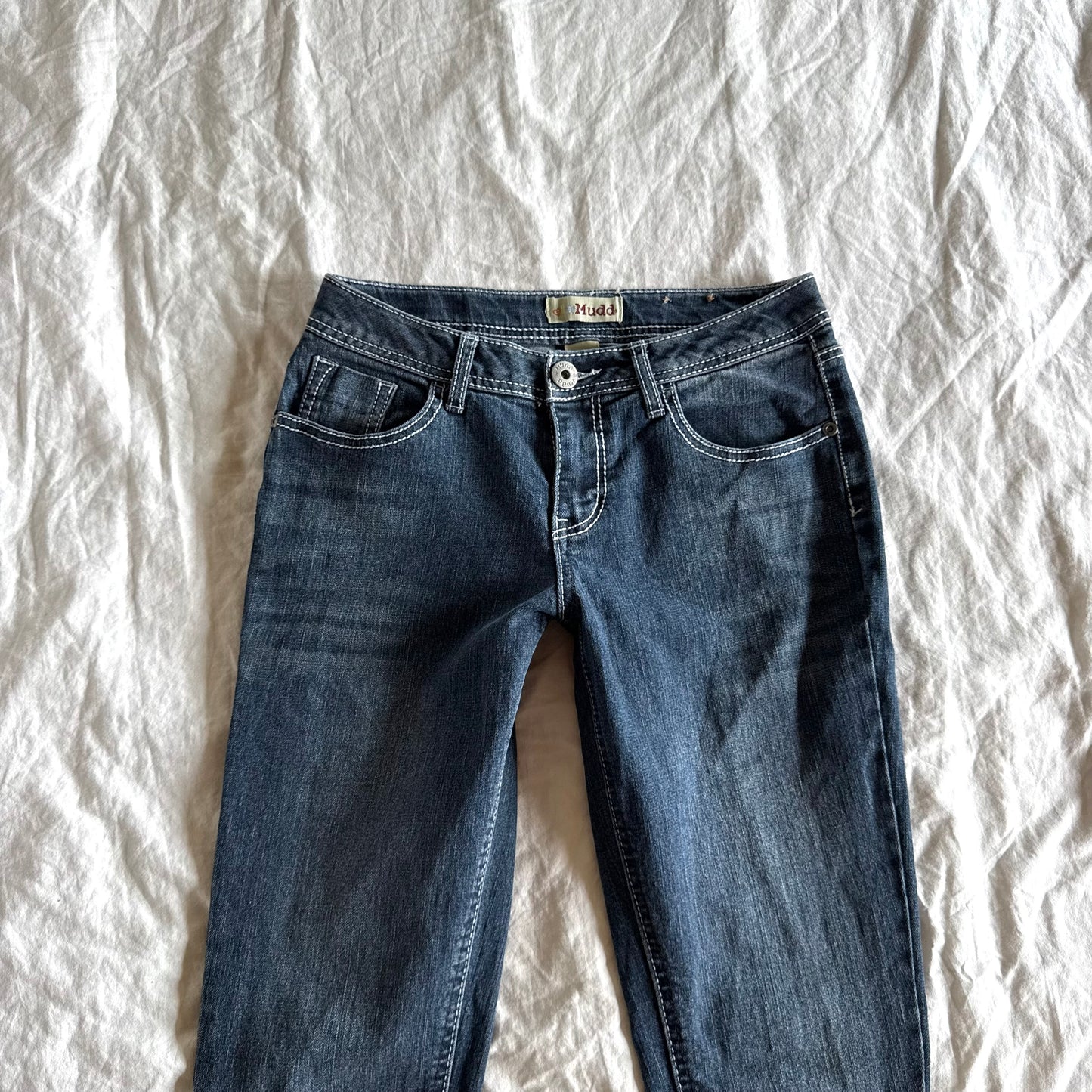 Mudd Low-Rise Medium Wash Straight Fit Jeans - Size XS